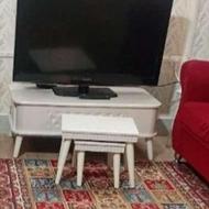 میز وسه عدد جلو مبلی