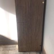 کابینت فلزی درب شیشه ای