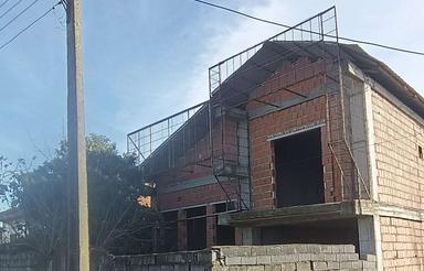 ویلانیم پیلوت سند دار نیمه کاره کاسبی