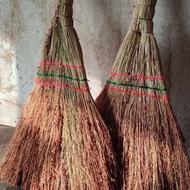 جارو قرمز میانه