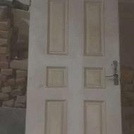 در چوبی سفید