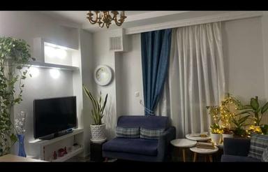 50 متری فروشی