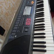 ارگ پیانویی در حد نو