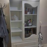 کمد و پاتختی در حد نو نو