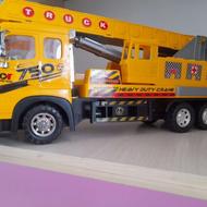 اسباب بازی کامیون در حد نو