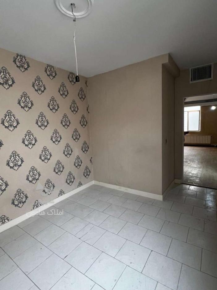 فردوس غرب 76متر 2خواب سالن پرده خور تخلیه فوری