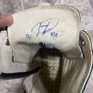 کفش بازیکن فوتبال (تیم ملی - ماخاچ قلعه روسیه )