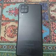 گوشی A12 درحد همراه با کارتن و شارژر