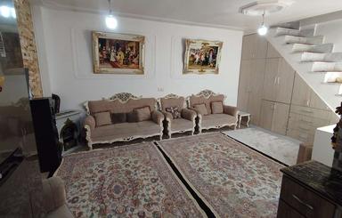 حیاط دوبلکس دو طبقه