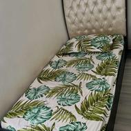 تخت یک نفره به همراه تشک