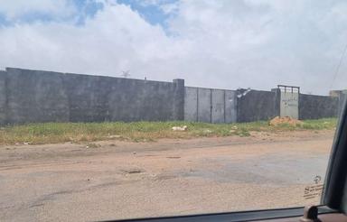 مناسب باغ تالار انبار تعمیرگاه کاربری گردشگری است