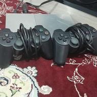 پلی استیشن 2 دودسته همراه با یه بازی فوتبال 2013