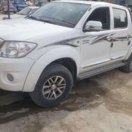 تویوتا هایلوکس