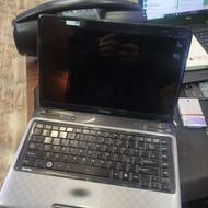 لپ تاپ و دستگاه دی جی