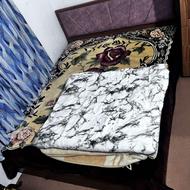 تخت و تشک در حد نو