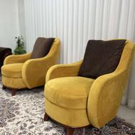 مبل بسیار تمیز و در حد نو