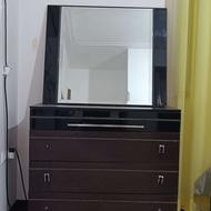 میز آرایش همراه با آینه با قیمت عالی