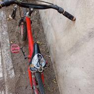 دوچرخه معاوضه میکنم نیازمند تعمیر