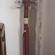 چوب لباسی پایه سنگی