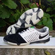 کفش فوتسال سالنی نایک⭐لونارگتو 40تا45⭐تک عمده⭐