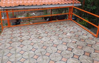 داری آلاچیق وطبیعت زیبا