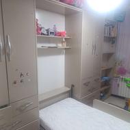 کمد دیواری همراه با تخت تاشو