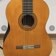 گیتار یاماها c40