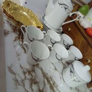 سرویس چای خوری چینی وسه عددخرما خوری