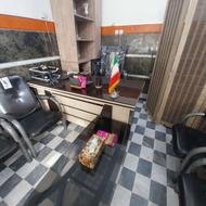 پیدا کردن یک زن برای همکاری در مشاور املاک