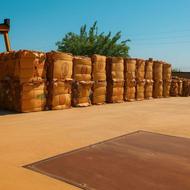 ضایعات کارتن کاغذ نایلون نان خشک