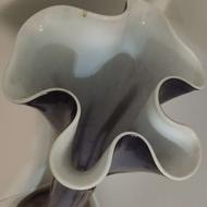 گلدان کنار پذیرایی