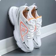 کفش نیوبالانس