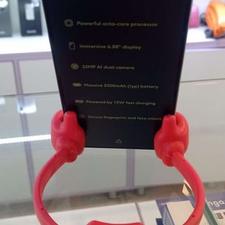 گوشی نو پوکو