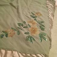 روسری سه گوش گل برجسته