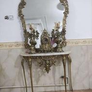 خریدار آینه و شمعدان و وسایل برنزی هستم درکل استان البرز