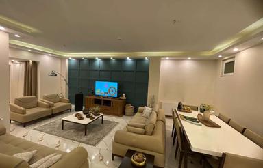 150متر اپارتمان طبقه 5