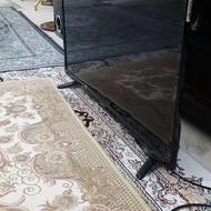 ال ای دی هایسنس درحد اک