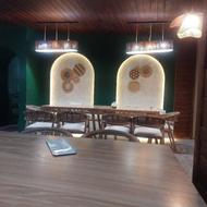 پرسنل برای کار در رستوران پاره وقت و تمام وقت