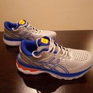 کتونی اسیکس سایز 41 شماره تماس 09362469427