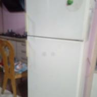 یخچال مدل فیلور رنگ سفید ،جادار و با موتوربسیار پرقدرت بیصدا