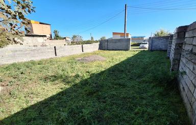 زمین داخل بافت و نوع کاربری مسکونی