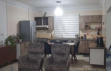 طبقه همکف بفروش میره حمام دستشویی کامنت آشپزخانه همه چیز کام