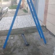 نردبان‌ سه‌پایه چهار‌پایه