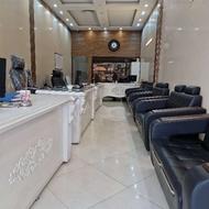 تعدادی نیروی فعال در زمینه خریدوفروش واجاره ملک