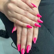 ناخن کار سالن مشیریه