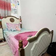 سرویس خواب و کمد لباس و بغل تختی