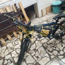 دوچرخه در حد نو کم کار کرد