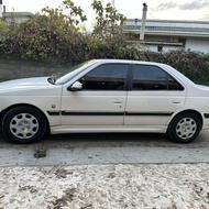 پژو پارس سفید مدل89 دو لکه رنگ