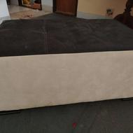 پاف نشیمن یا میز