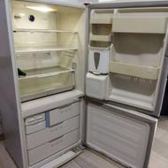 یخچال کاملا سالم